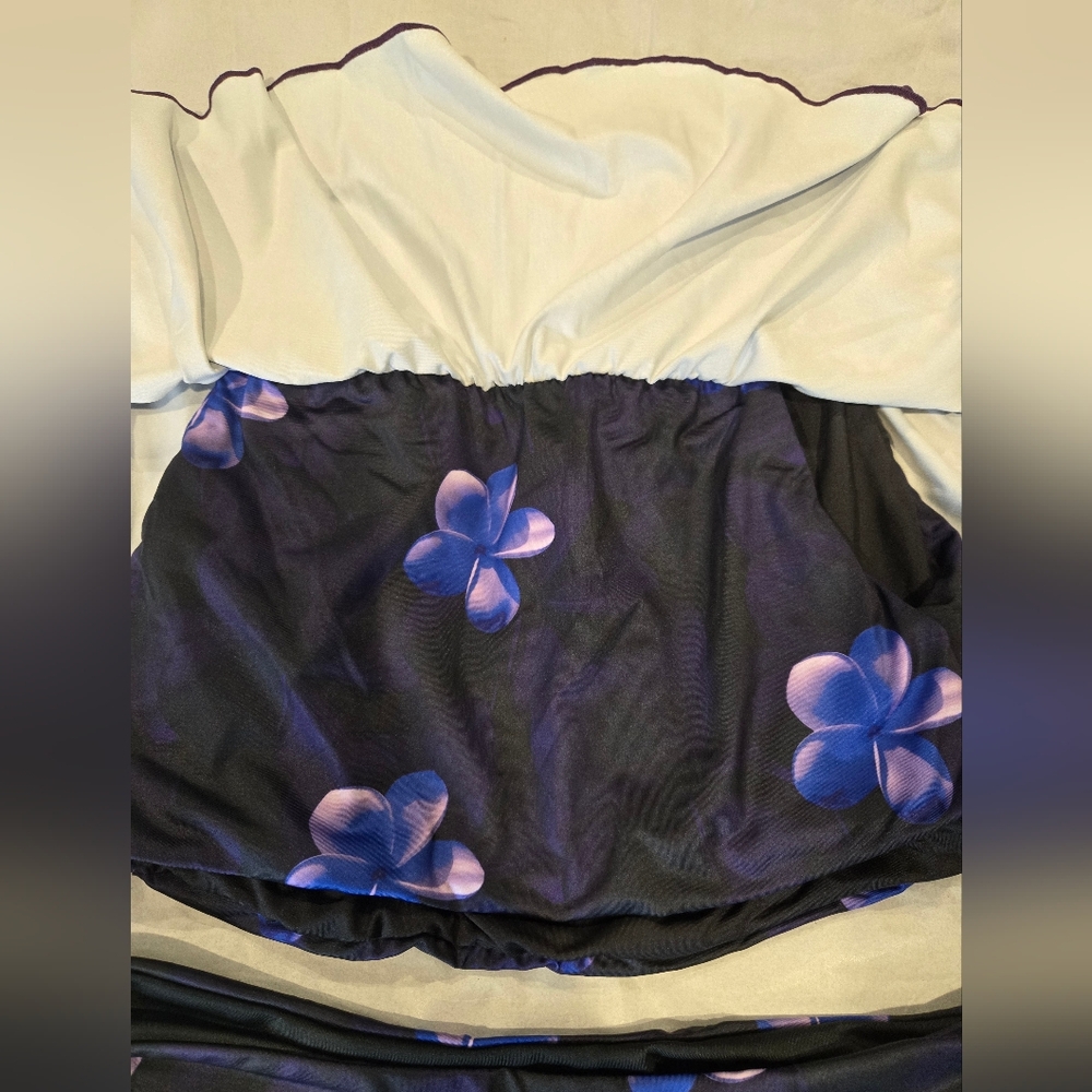 Sweet Penelope Floral Off-Shoulder Bikini Set - Picture 4 of 5
